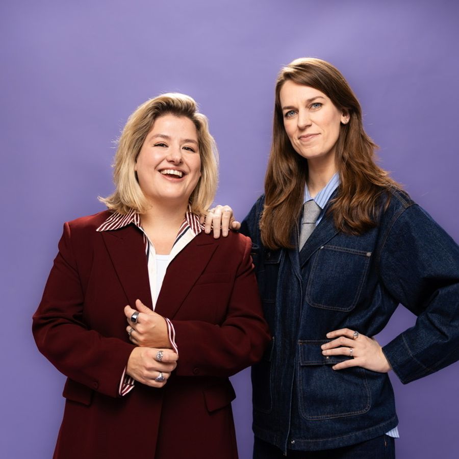 Annefleur Schipper en Vera Siemons van De Lesbische Liga | Chassé Theater Breda