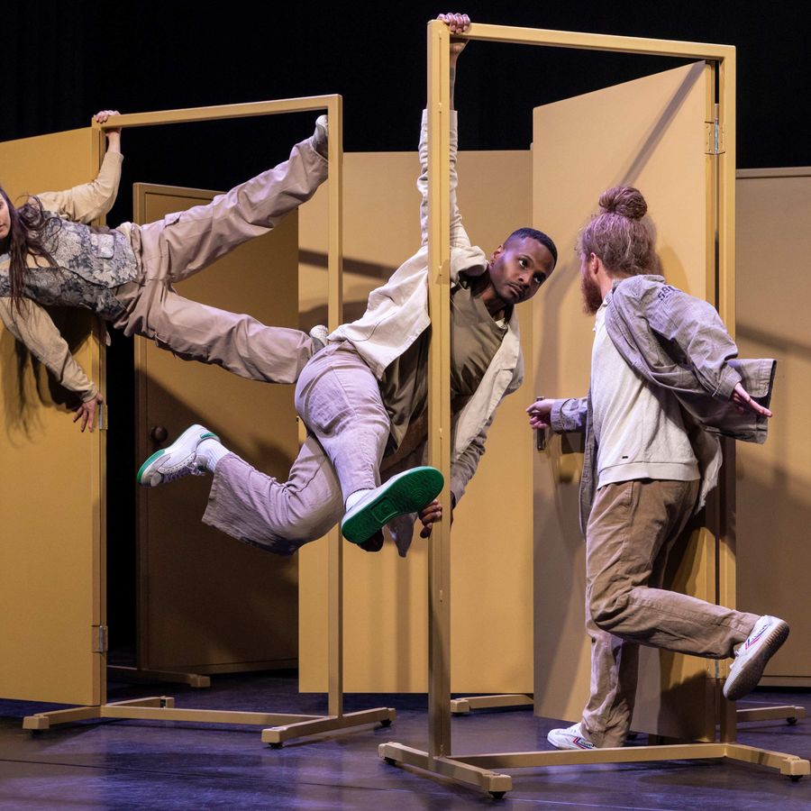 Waar je uitkomt als je weggaat | Chassé Theater Breda