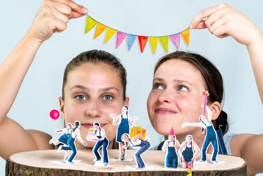 Wie viert er vandaag hun verjaardag? - Chassé Theater