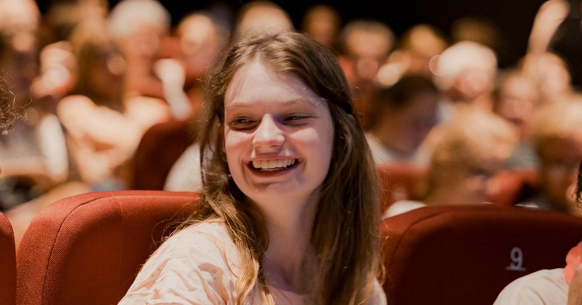 Internationals Cinema (EN subs) — Internationals Cinema
