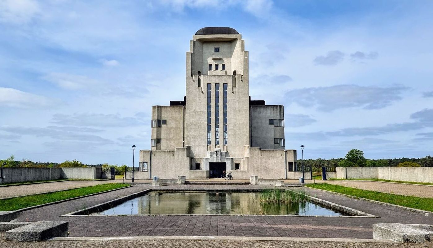 Kruisbestuiving in Architectuur | Chassé Cinema Breda