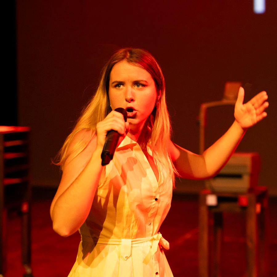 Swiping Right | Chassé Theater Breda