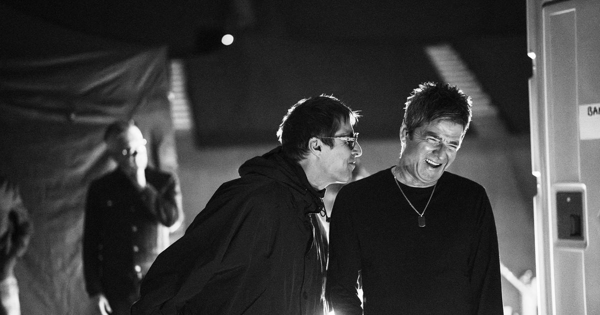 Oasis: Don't Look Back In Anger — Will Lovelace, Dylan Southern in Chassé Theater, Breda
