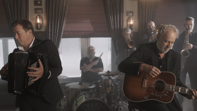 Rowwen Hèze – Blieve Loepe | Chassé Cinema Breda