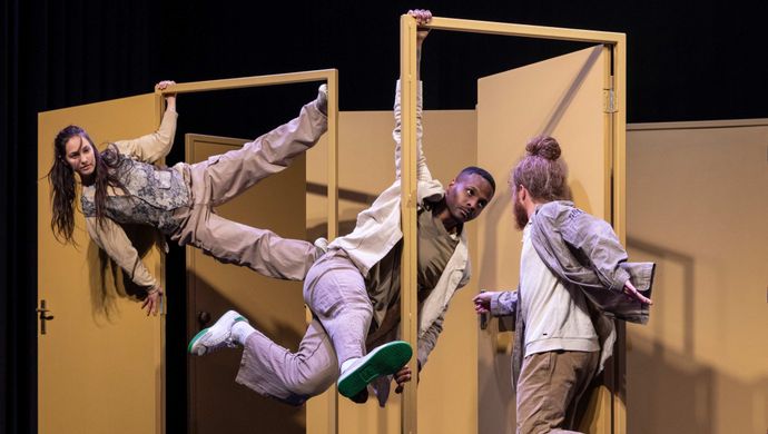 Waar je uitkomt als je weggaat | Chassé Theater Breda