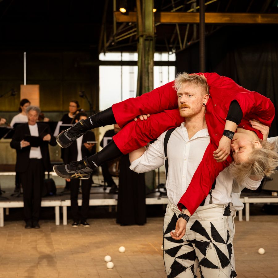 In your hands | Chassé Theater Breda