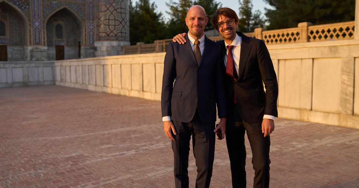 Ruben Terlou en Jelle Brandt Corstius Langs de Zijderoute met Ruben & Jelle Chassé Theater