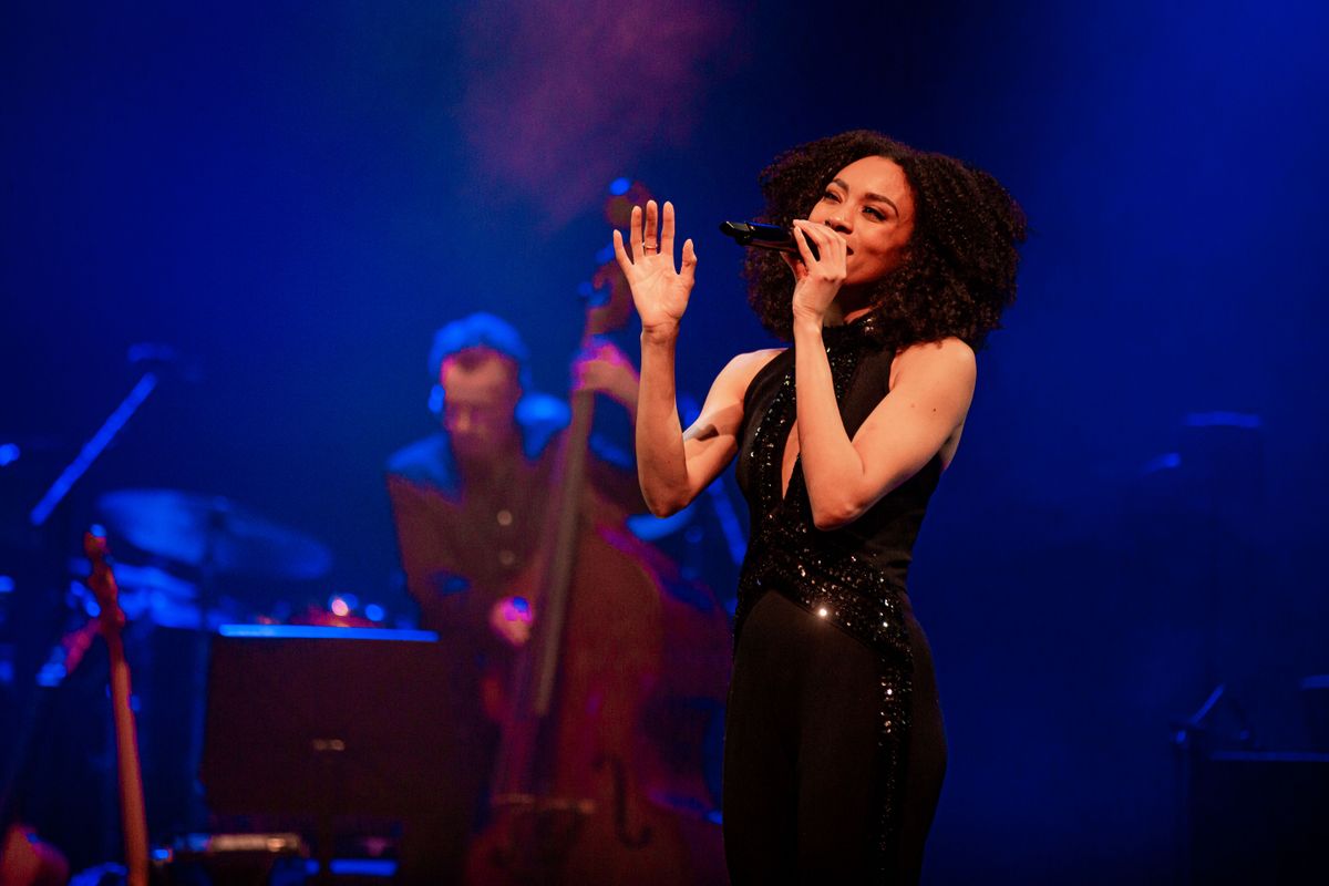 Woman In Love | Chassé Theater Breda